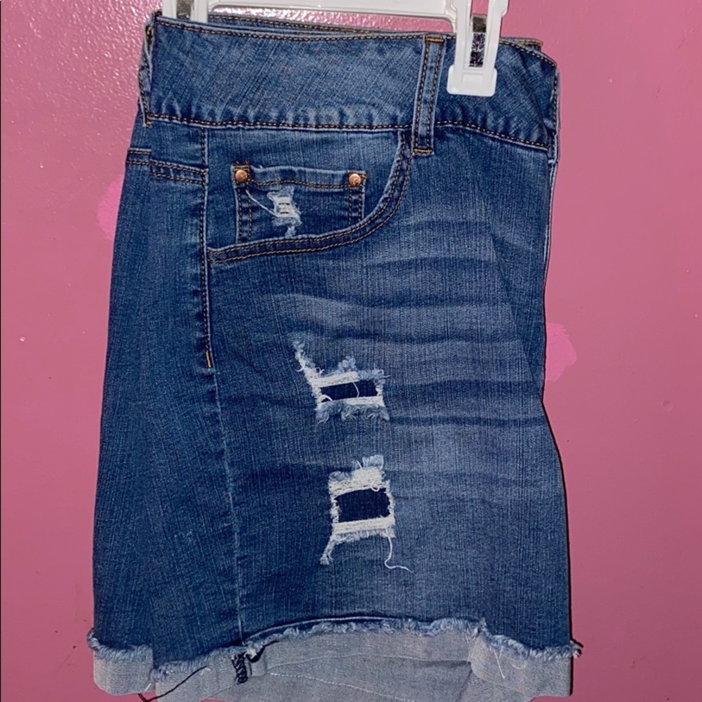 Kylie high rise curvy shorts